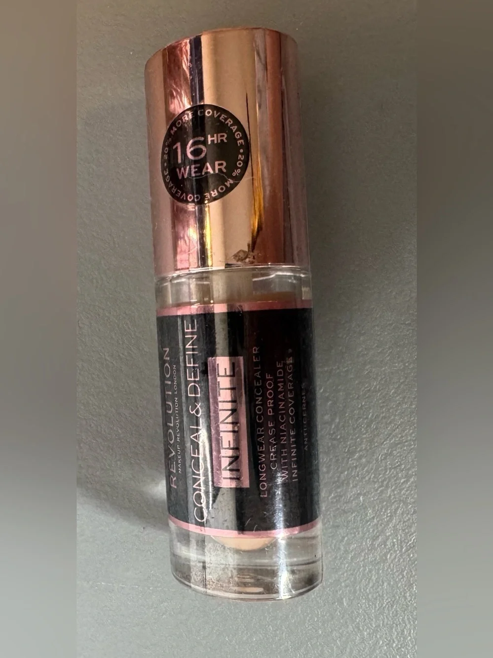 Revolution Conceal & Define Infinite Longwear Concealer crease proof C3.5